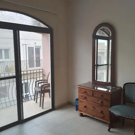 Seafront Akwador Marsaskala