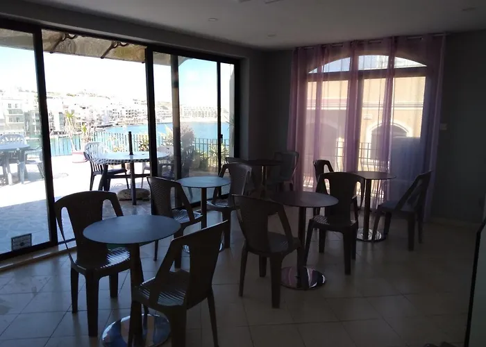 Seafront Akwador Penzion Marsaskala