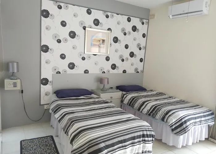 Vendégház Seafront Akwador Marsaskala